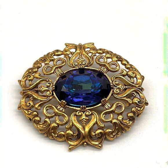 80's Edgar Berebi Designer Gold Tone Baroque / Rococo Brooch Teal Glass Center - Picture 3 of 10